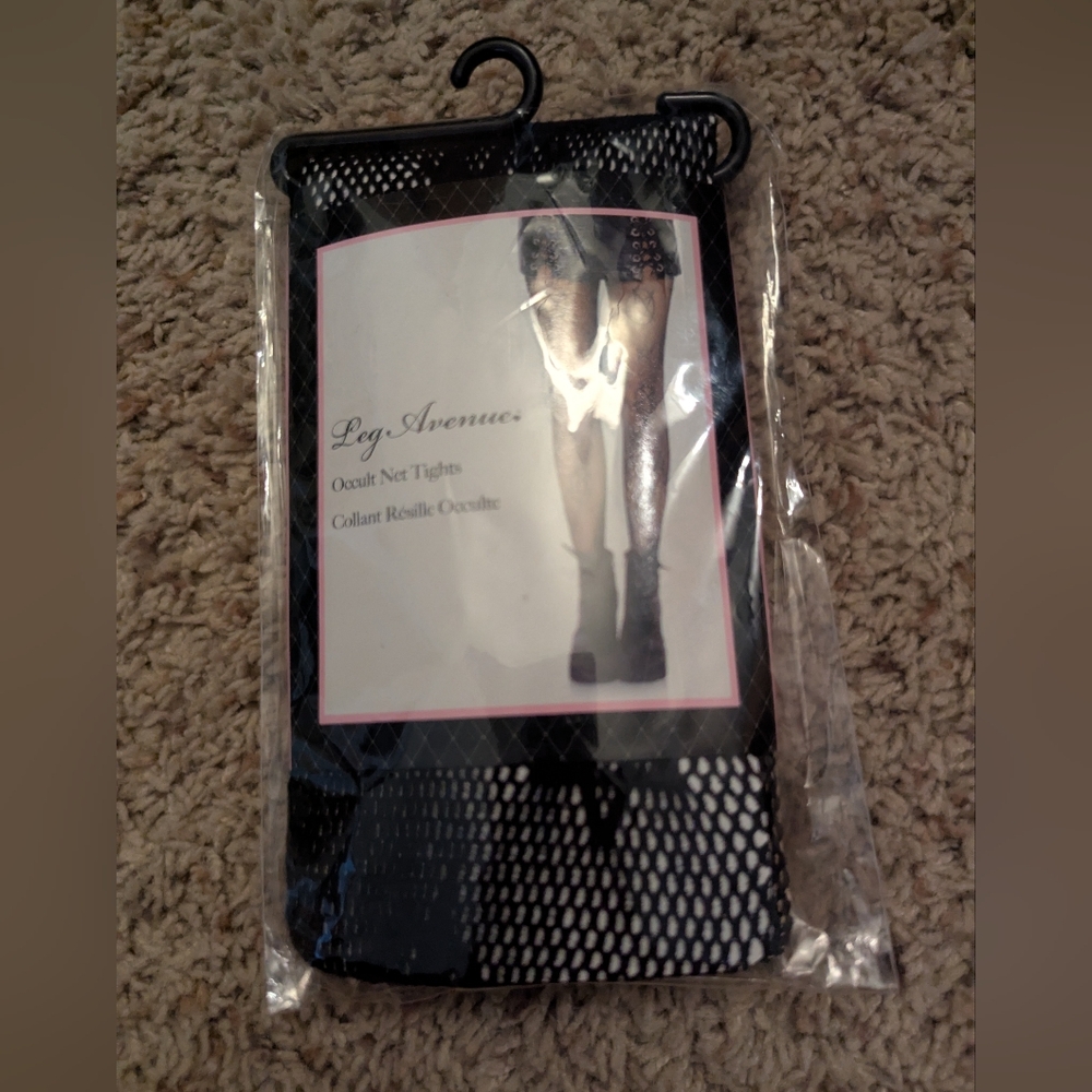 Leg Avenue Black Patterned Socks